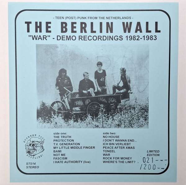 War-demo Recordings 1982-1983 (blue Cover)