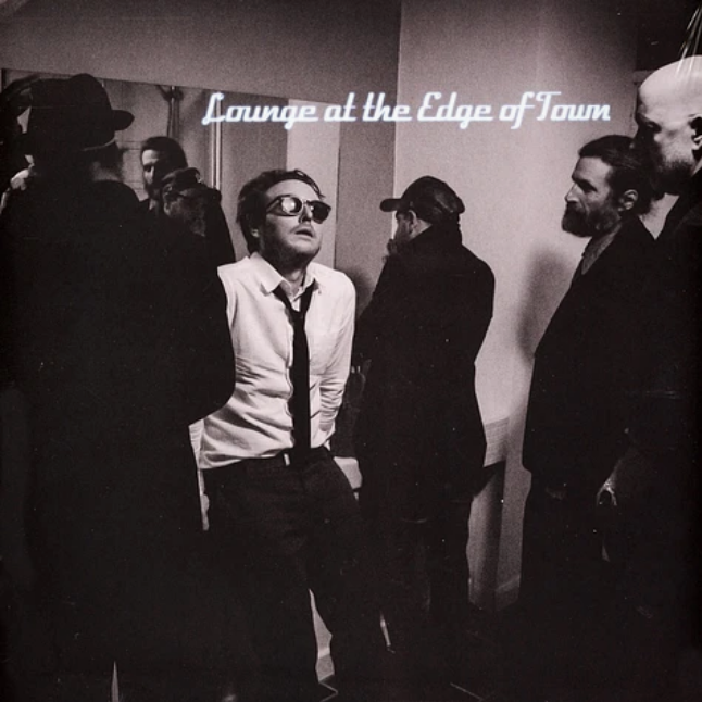 Lounge At The Edge Of Town