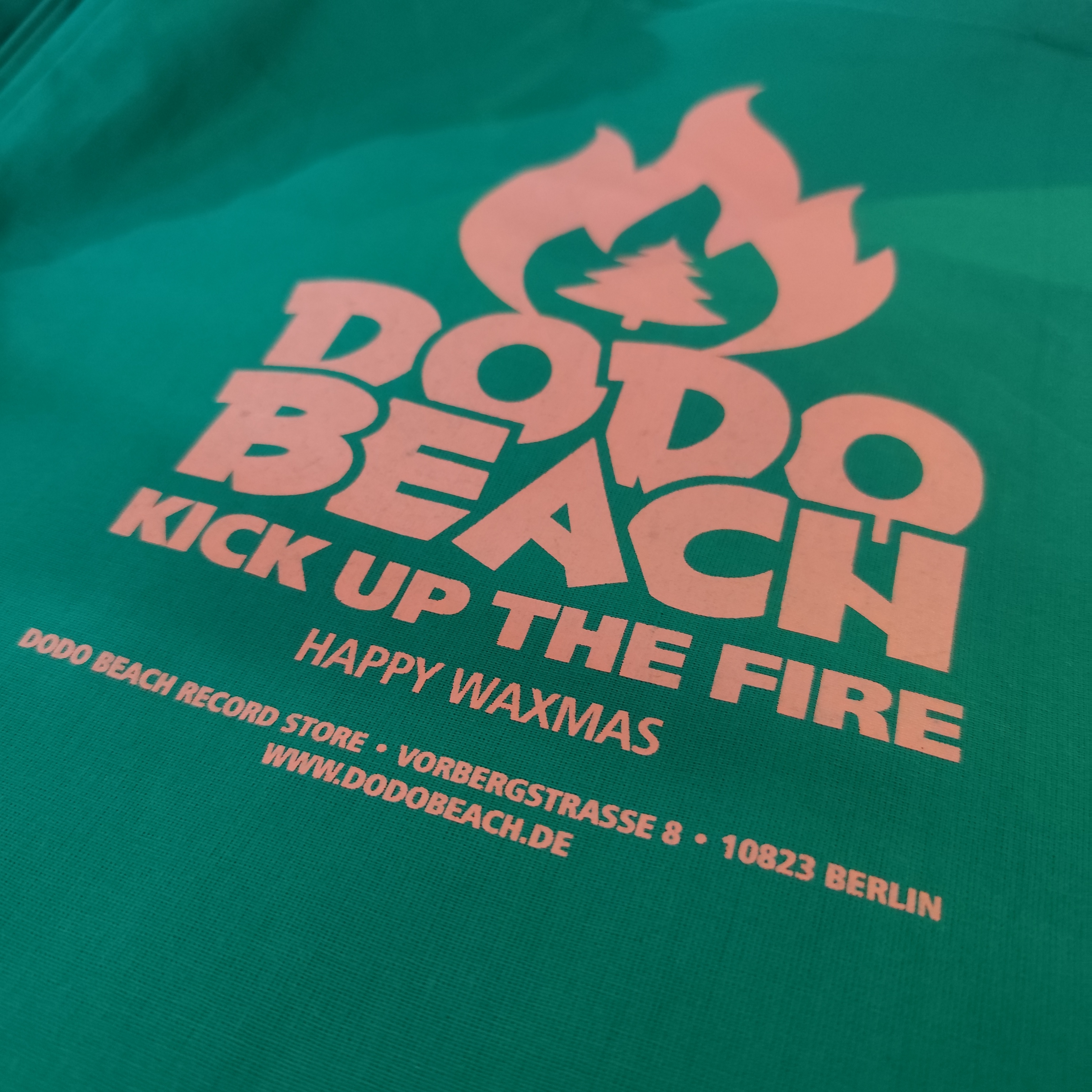 Dodo Beach Waxmas Tote Bag